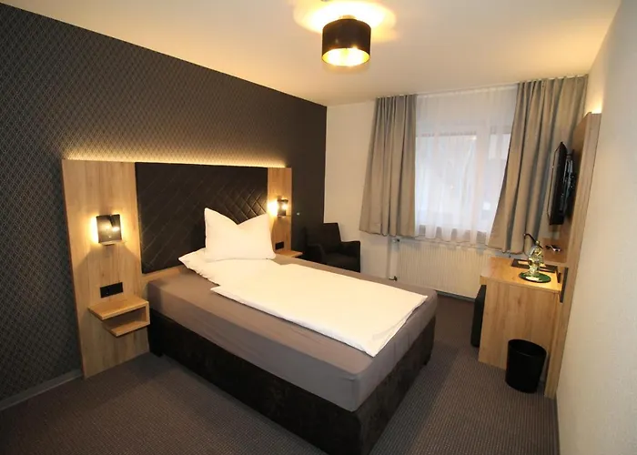 Bonneberger Hof Hotell 2*